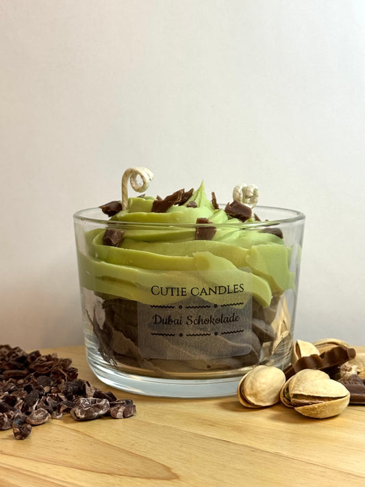 Dubai Schokolade - Sojawachs Kerze Schokolade-Pistazie